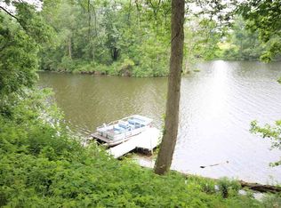 55900 Jayne Dr, Elkhart, IN 46514