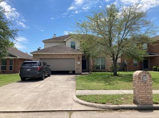 823 Chase View Dr, Bacliff, TX 77518