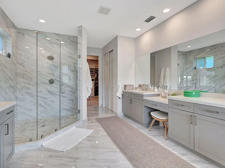 11615 Paradise Cove Ln — Photo 48