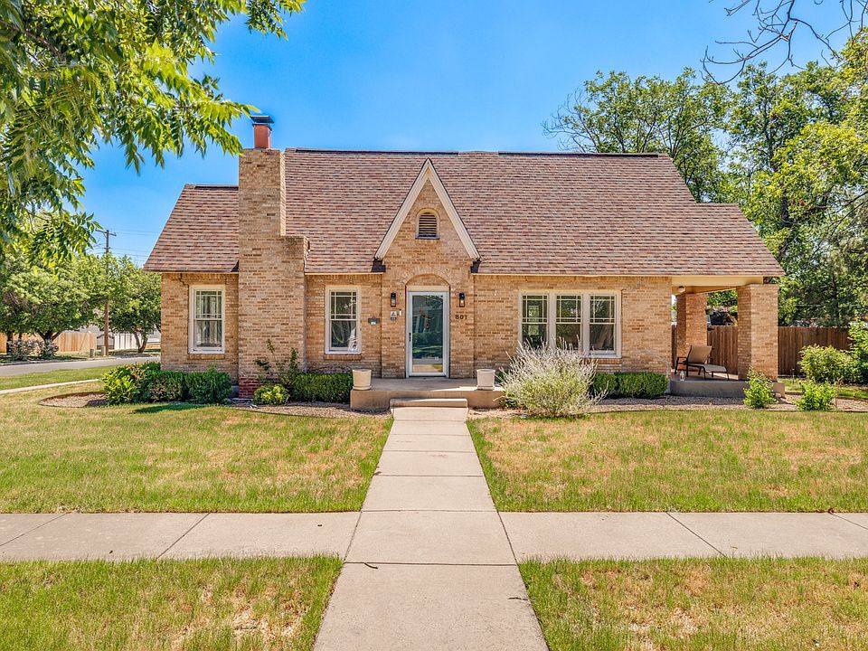 1st image of 801 Amarillo St