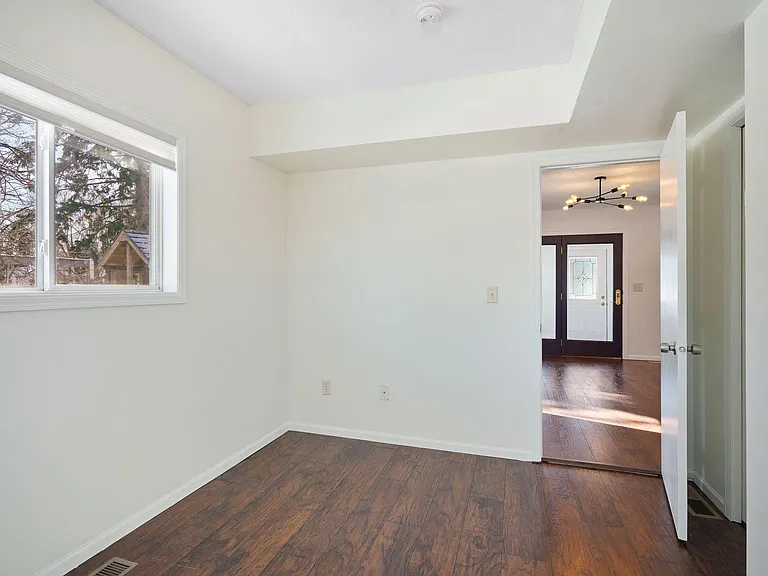 3956 Vera Cruz Ave N — Photo 15
