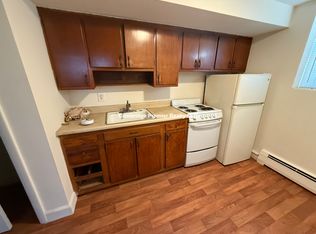 17 Grove St APT 2, Arlington, MA 02476