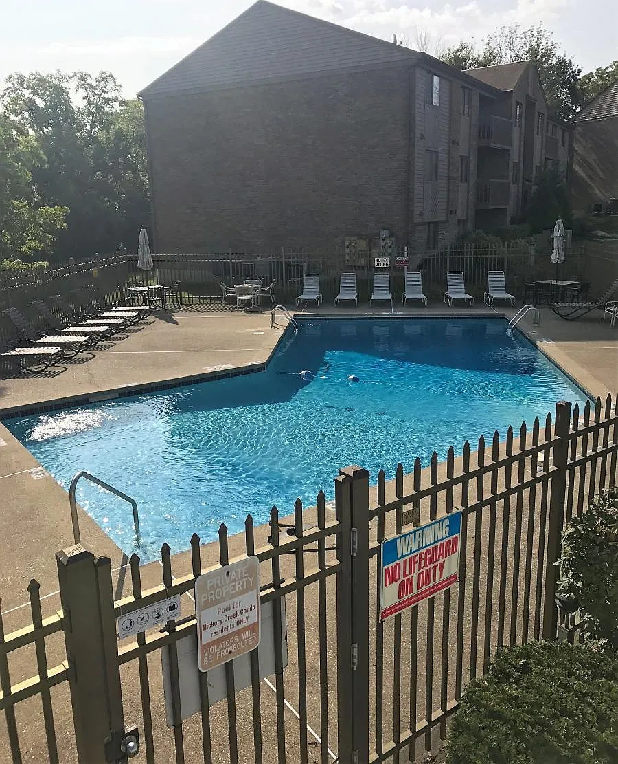 2 bed, 1065 sqft, $1,400 — Photo 3