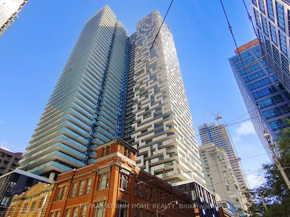20 Lombard St #3505, Toronto, ON M5C 0A7