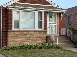 10104 S Prairie Ave, Chicago, IL 60628