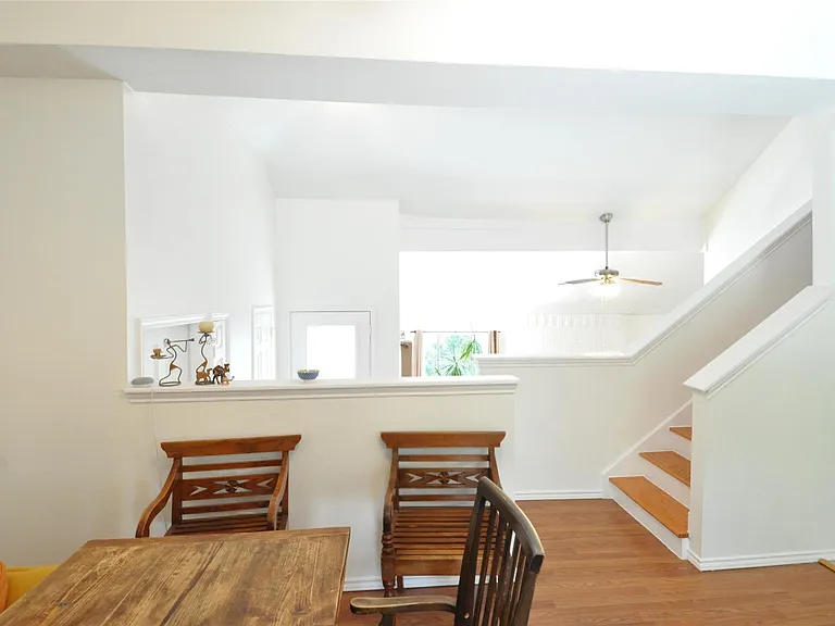 9902 Talleyran Dr — Photo 9