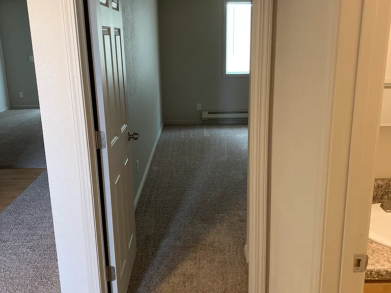 Peterson Park Apartments — Photo 14