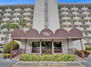 5900 NW 44th St APT 414, Lauderhill, FL 33319