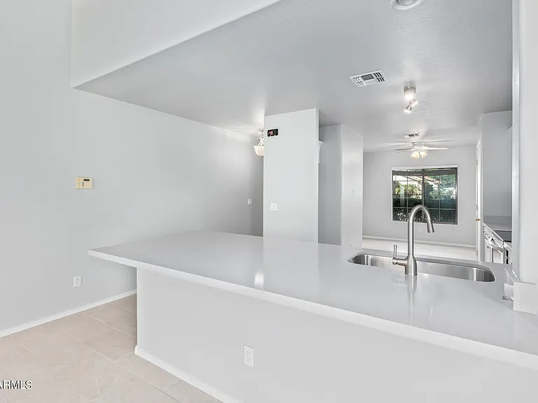 17715 W Redfield Rd — Photo 4