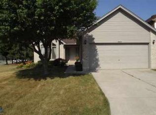 36411 Saddlebred Ct, Clinton Township, MI 48035