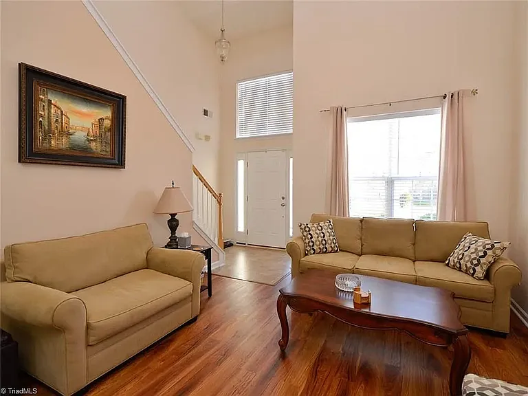 815 Hartley Hill Ct — Photo 3