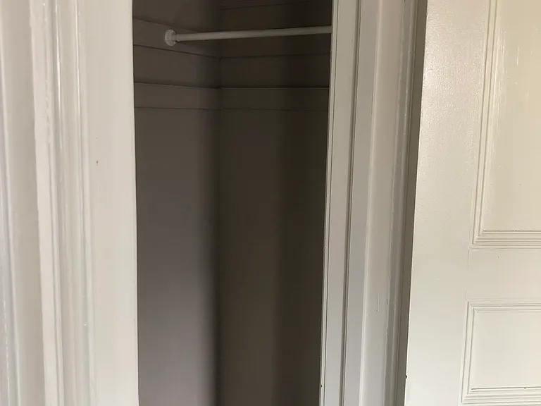 Din closet