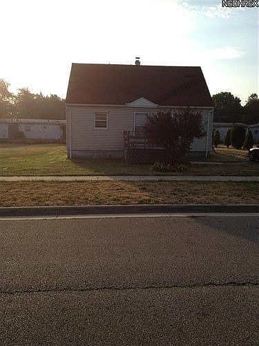 1st image of 1283 Seward Ave