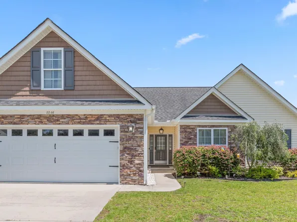 2266 Brookstone Drive SE, Bolivia, NC 28422