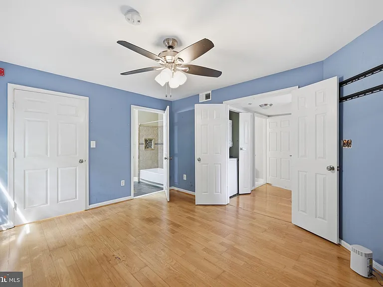933 Hillside Lake Ter #110 — Photo 15