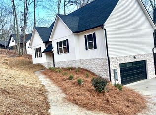 3146 Highland Cir, Rocky Face, GA 30740