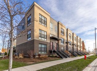 2249 Parkside Dr, Schaumburg, IL 60173