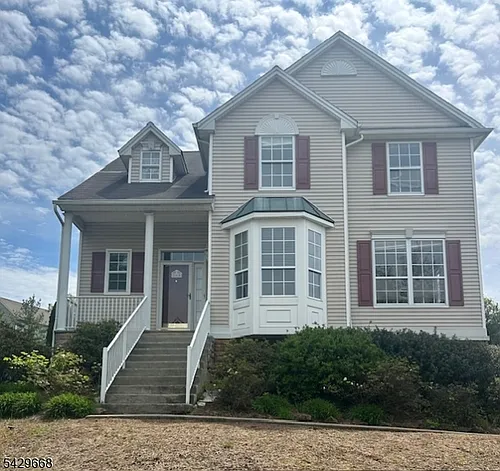 240 Winding Hill Dr Photo 1