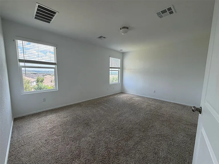 8109 Copper Prairie Bnd — Photo 6