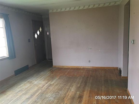 5th image of 2914 Florence Ave