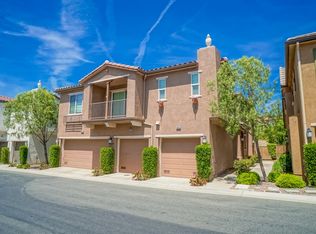 19433 Opal Ln, Santa Clarita, CA 91350