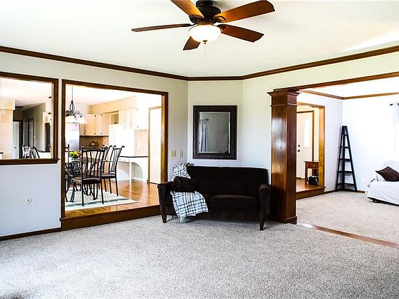 3rd image of 10264 Luman Ln