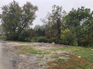 454 Hillview Dr, Huntington, WV 25702