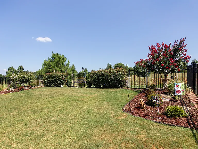 4495 Dover Ct — Photo 8