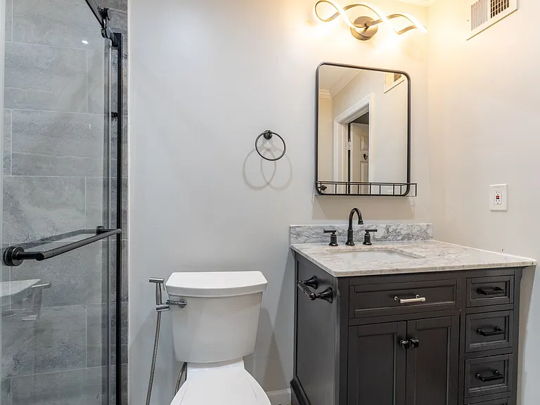183 Durham Ave — Photo 17