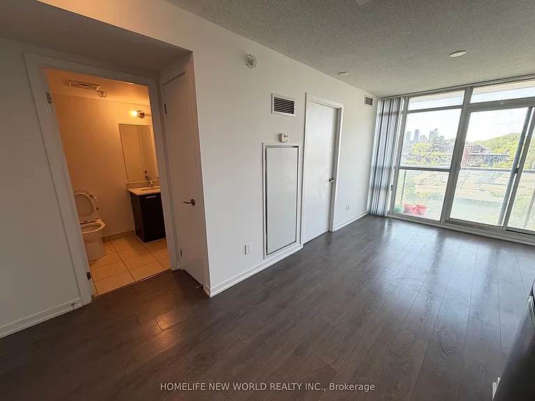 68 Abell St #532 — Photo 9