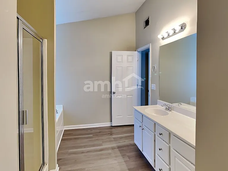 5235 Fieldgate Ridge Dr — Photo 13