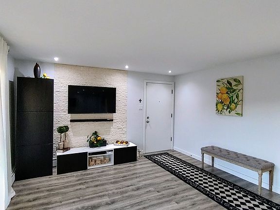 5th image of 11127 S 84th Ave APT 1B