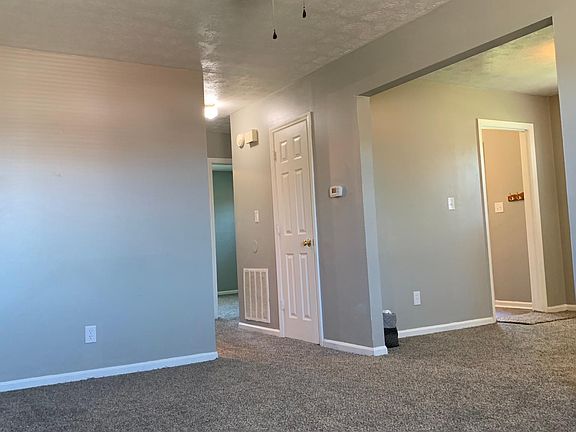 5th image of 1228 Centre Pkwy #1228