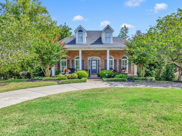 1726 Somerset Dr, Murfreesboro, TN 37129
