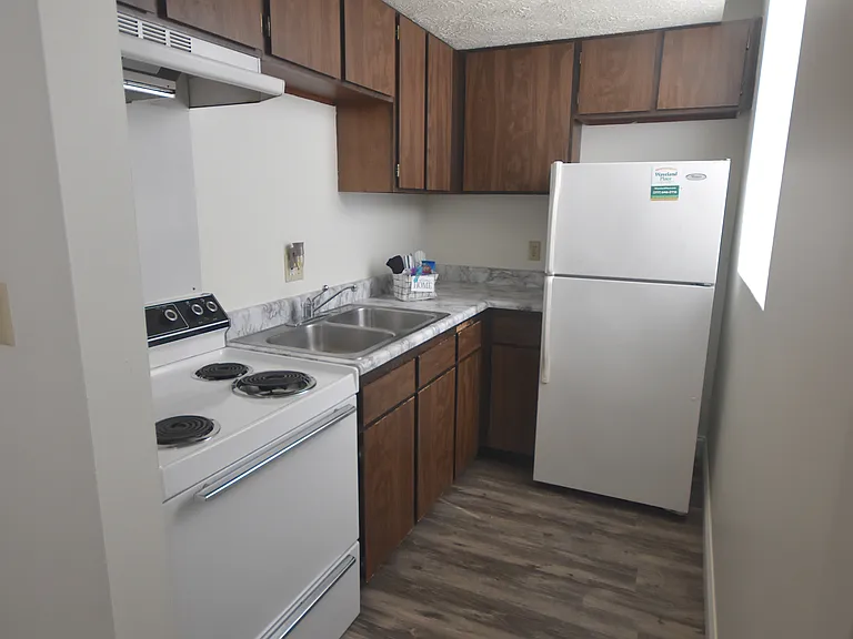 Waveland Place Apartments — Photo 52