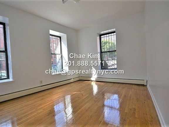 3rd image of 30 Bradhurst Ave #1