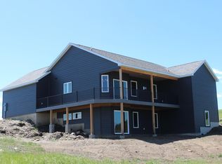 321 Rose Quartz Pl, Custer, SD 57730