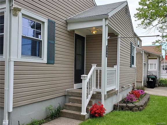 4th image of 286 Montrose Ave