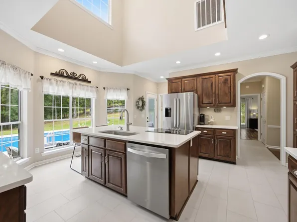 6835 Cooley Rd, Ooltewah, TN 37363