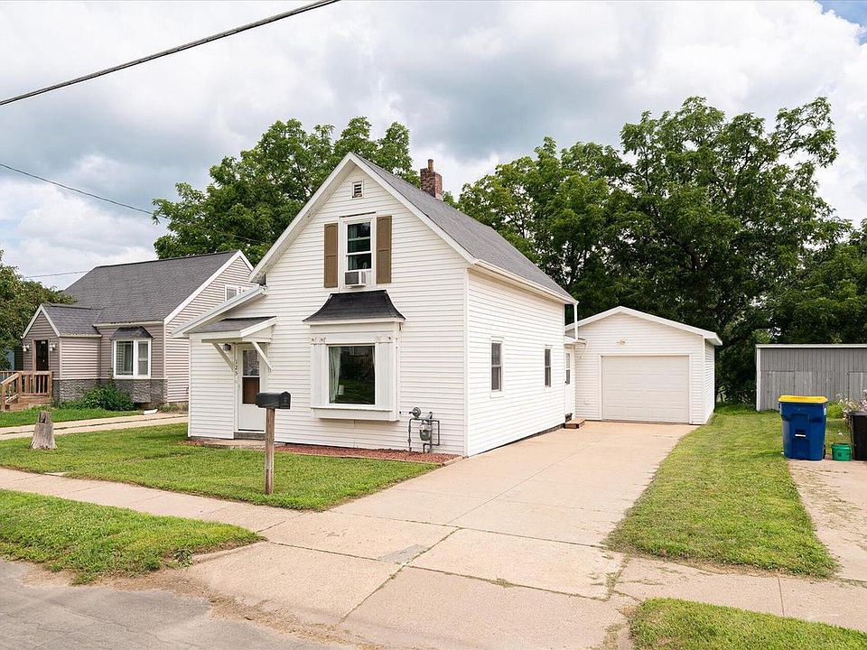 1st image of 125 N Lincoln AVENUE