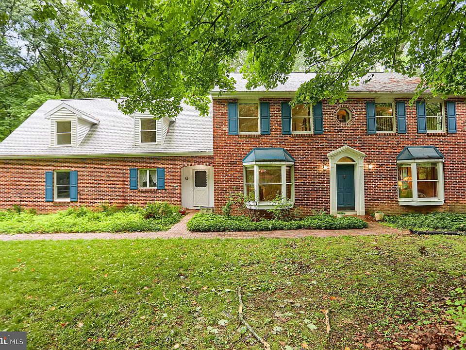 1st image of 1378 Deerfield Dr