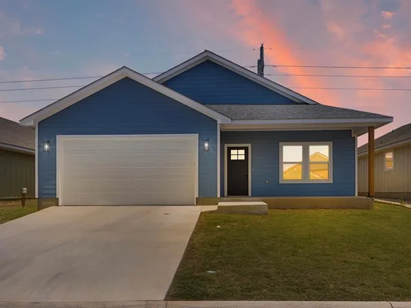 126 Feather Way, Fredericksburg, TX 78624