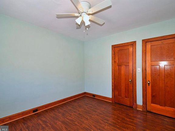 3rd image of 4232 Shamrock Ave #1