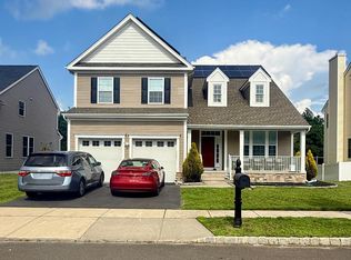 7 Angelina Way, Robbinsville, NJ 08691