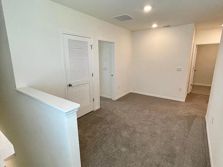 8358 Hardy Bay Loop — Photo 21