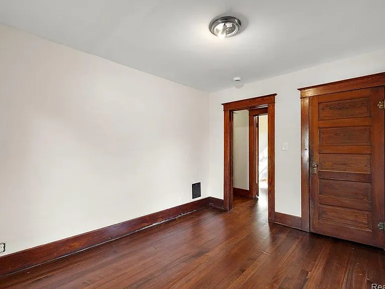 438 N Bailey St — Photo 34