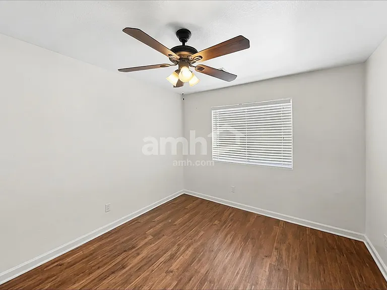 9715 E Inverness Ave — Photo 16