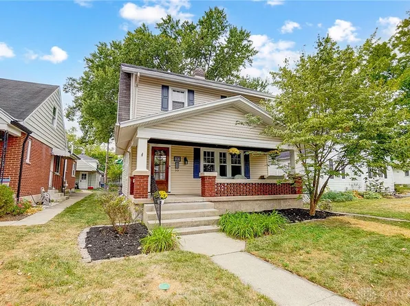406 Monteray Ave, Oakwood, OH 45419