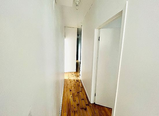 4th image of 98 Hamilton Pl #7E