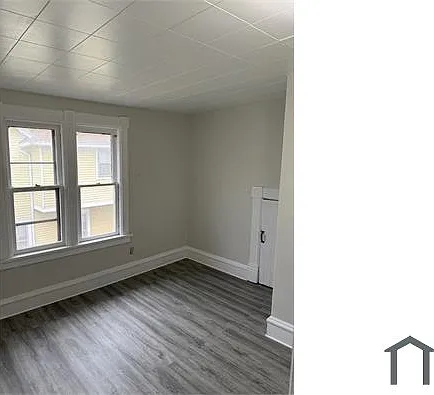 15 Blackhawk St — Photo 9